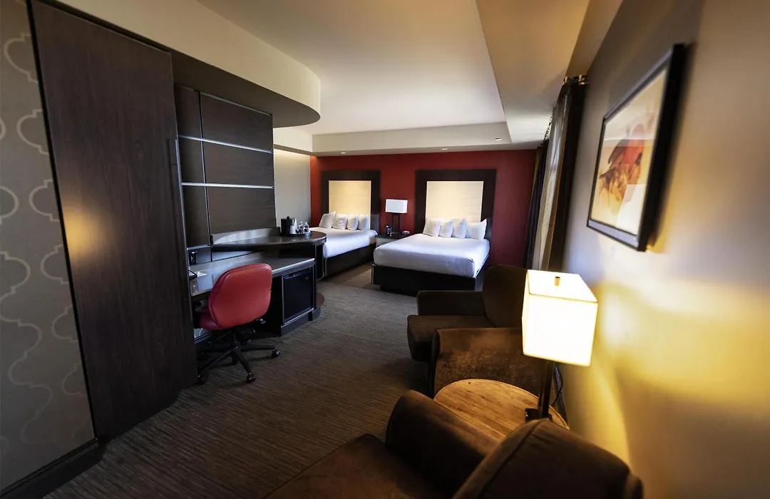 Cherokee Casino Hotel Roland-1
