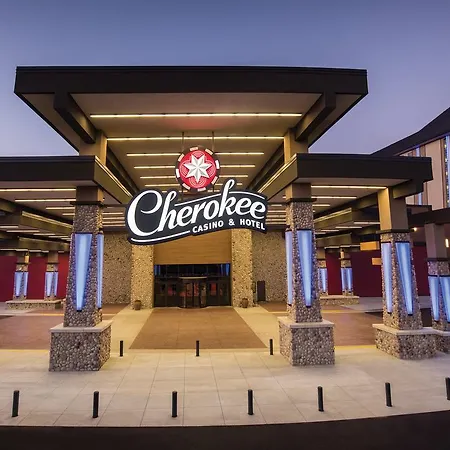 Cherokee Casino Hotel Roland-3